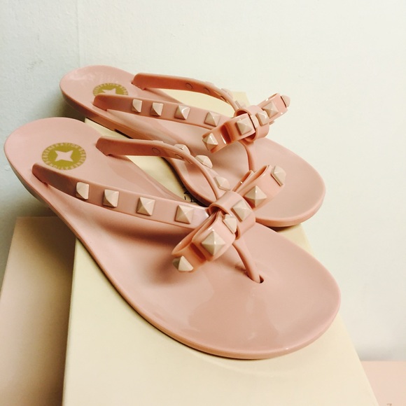 BCBGeneration Bow Rockstud Pink Jelly Flip-flops - Picture 3 of 5